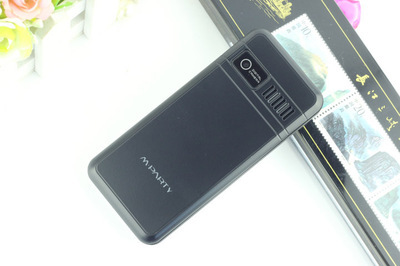 派對C555-A 2.4屏直板手機(jī) 經(jīng)典設(shè)計與實用功能的完美結(jié)合